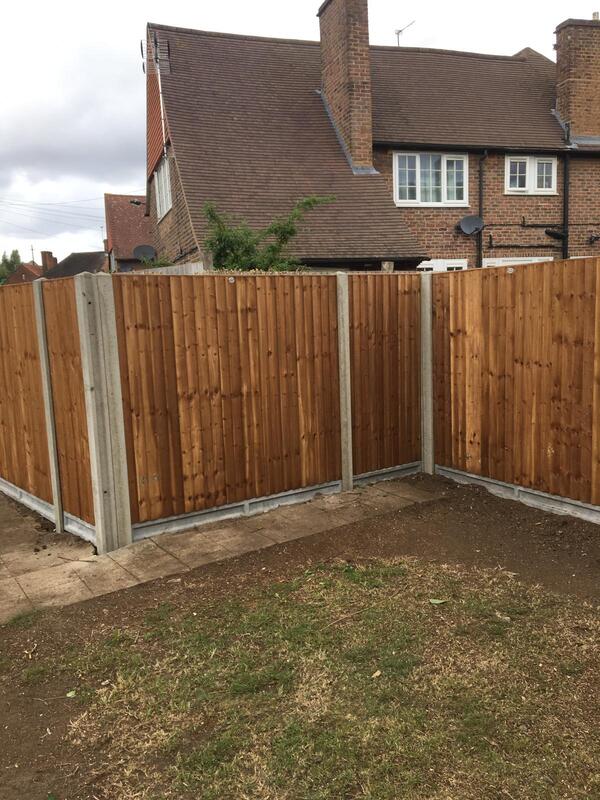 Panel fencing installed in Wimbledon